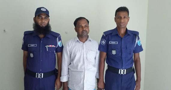 সদরপুরে নারীকে ধর্ষণ ও হত্যা মামলায় আটক সাবেক ইউপি সদস্য মমরেজ